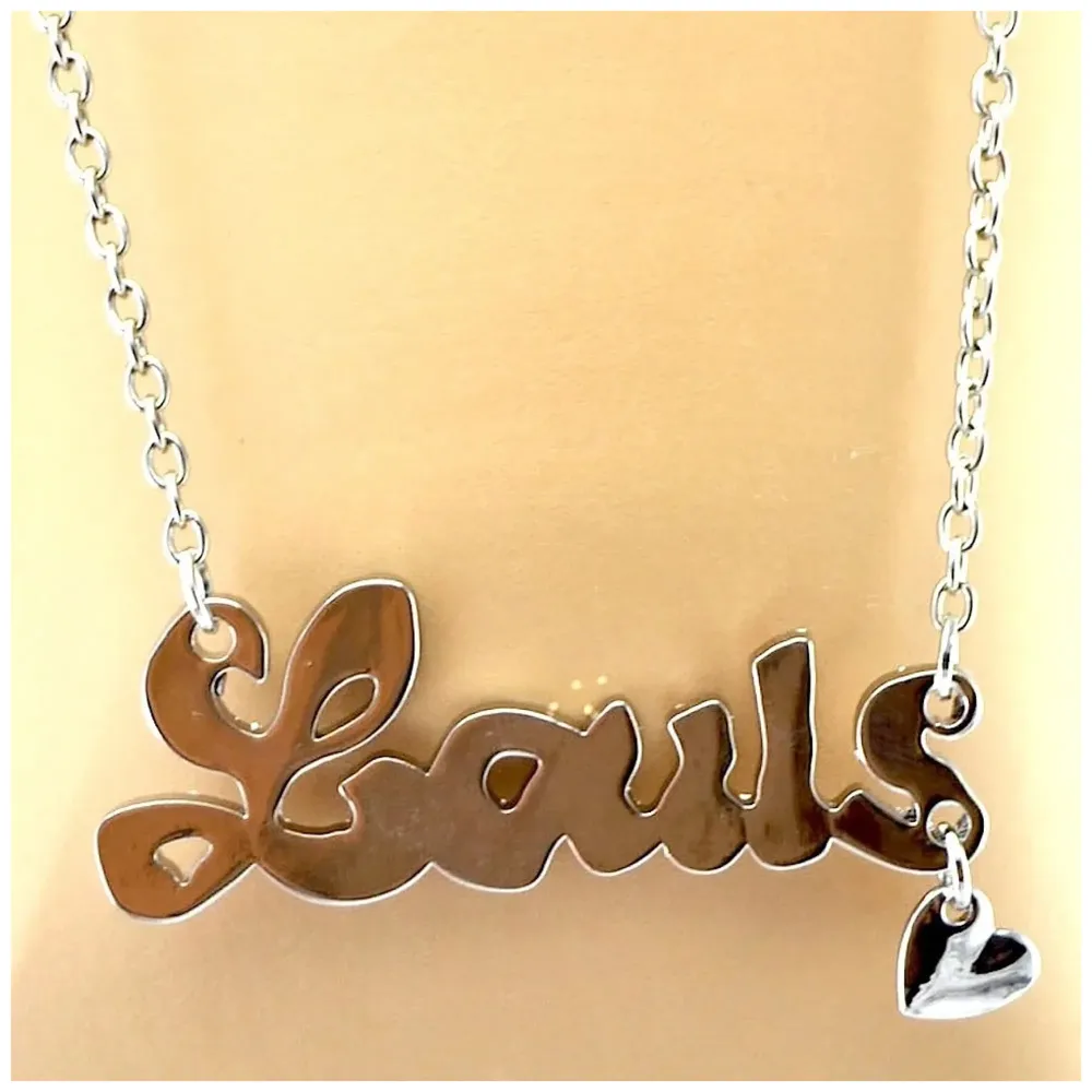 One Direction Band Name Pendant (Louis) - 3