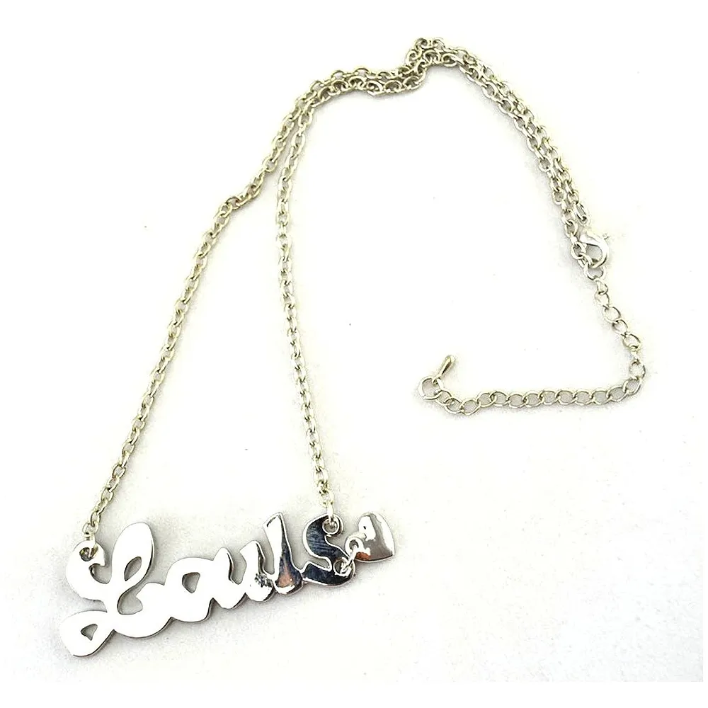 One Direction Band Name Pendant (Louis) Premium