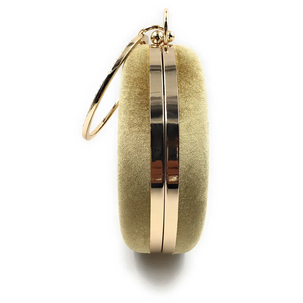 ELEGANT BLACK PREMIUM EVENING CLUTCH BAG WITH ADJUSTABLE SHOULDER CHAIN, SNAP CLOSURE & SMOOTH INNER SATIN (Gold)