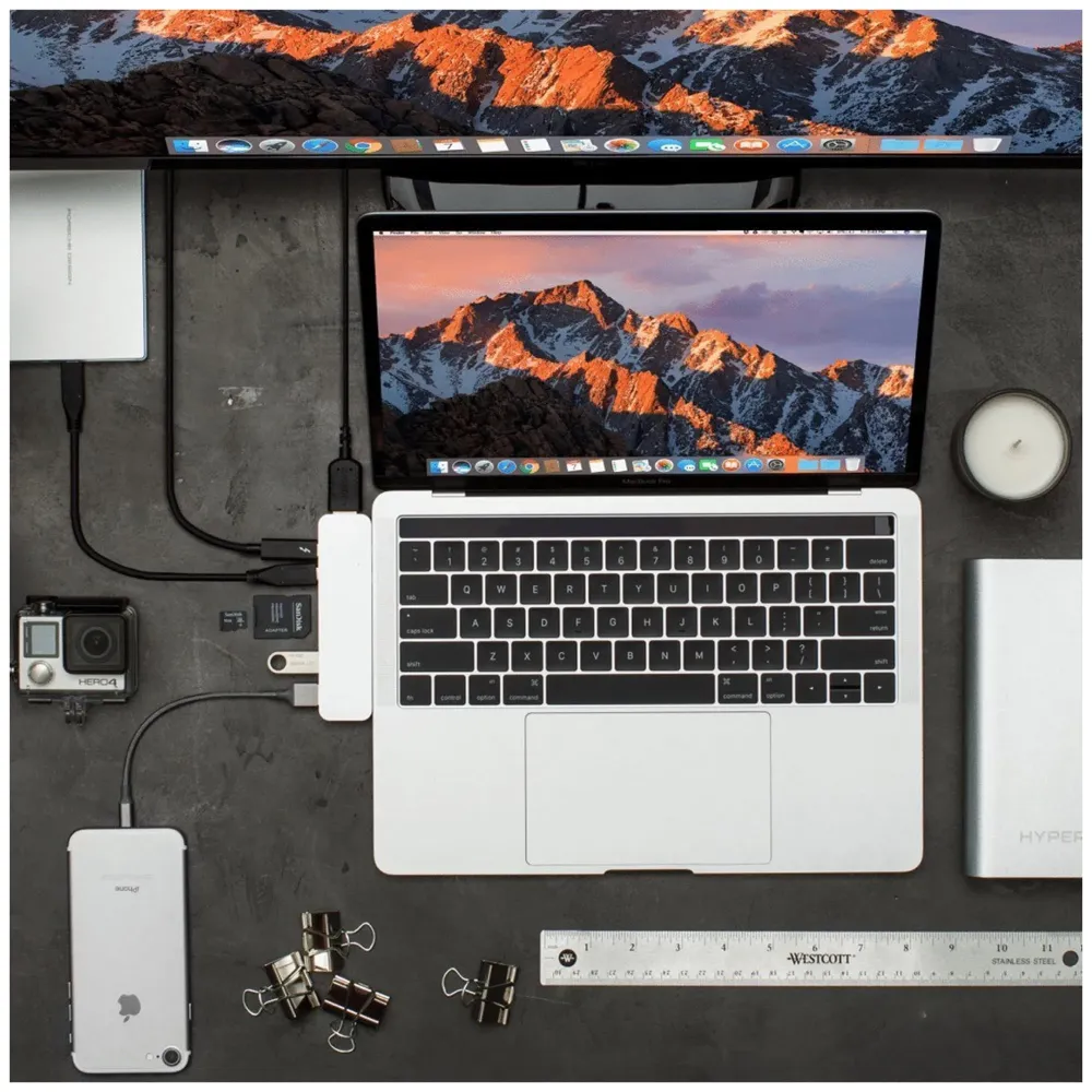 Ultra 7-In-1 USB 3.1 Type C Hub for Macbook Pro 2016/2017 (Silver) - 5