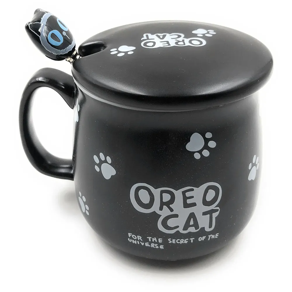 3-D Molded Cute Animal Ceramic Mug with Spoon and Lid ~ Box Packed and High Detailing (Black Oreo Cat)