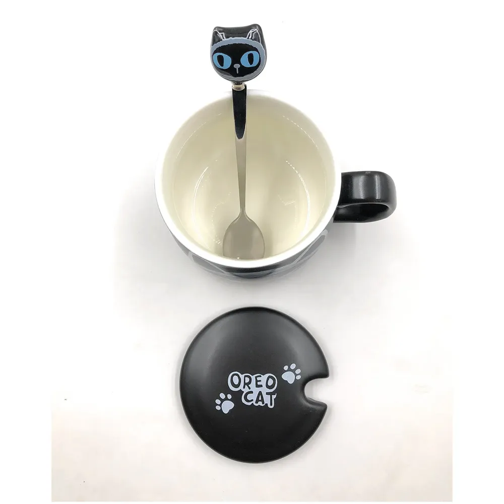 3-D Molded Cute Animal Ceramic Mug with Spoon and Lid ~ Box Packed and High Detailing (Black Oreo Cat)
