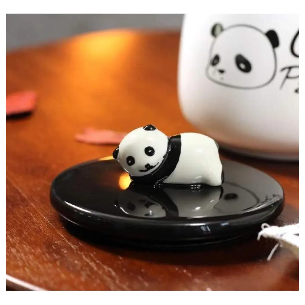 3-D Molded I Cute Animal Ceramic Mug with Spoon and Lid ~ Box Packed and High Details (Panda Face)