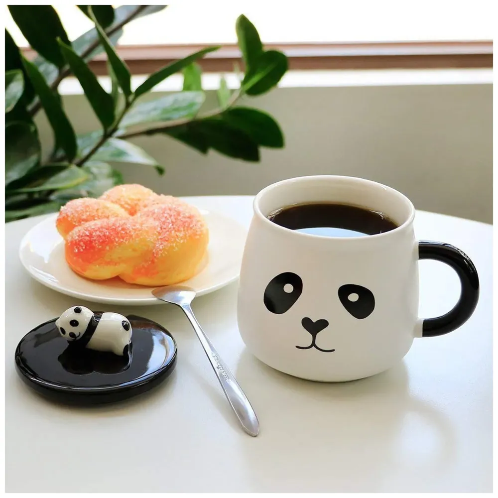 3-D Molded I Cute Animal Ceramic Mug with Spoon and Lid ~ Box Packed and High Details (Panda Face)