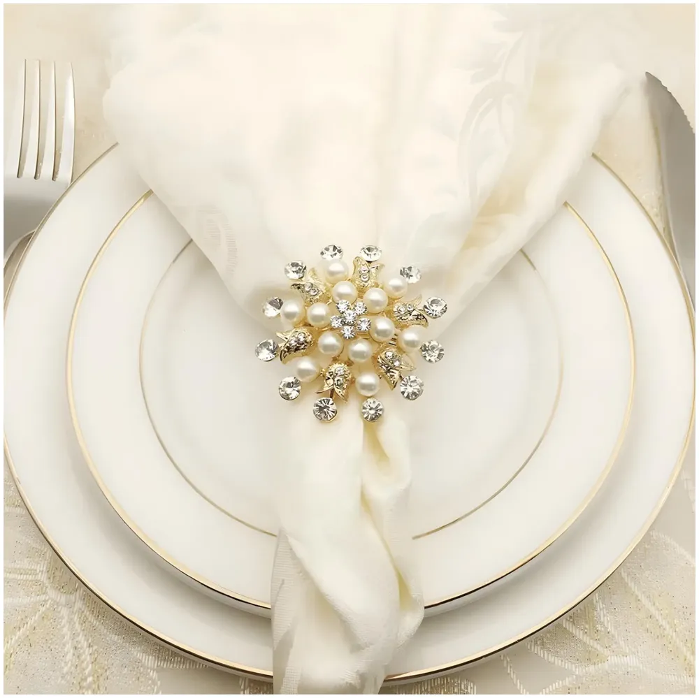 4 Pack Gold Napkin Rings Gold Diamond Hollow Out Metal Napkin Ring Set, Gold Napkin Holder Table Decorations, 1.77 inch Napkin Ring Buckles for Homes Restaurants Guest Wedding Party - 4