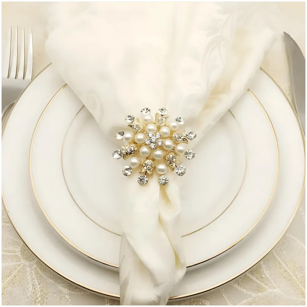 4 Pack Gold Napkin Rings Gold Diamond Hollow Out Metal Napkin Ring Set, Gold Napkin Holder Table Decorations, 1.77 inch Napkin Ring Buckles for Homes Restaurants Guest Wedding Party