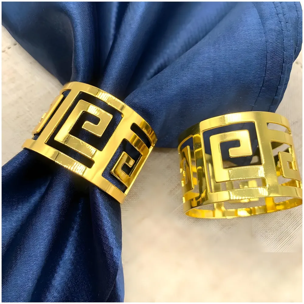 4 Pack Gold Napkin Rings, Hollow Out Metal Napkin Ring Set, Gold Napkin Holder Table Decorations, 1.77 inch Napkin Ring Buckles for Homes Restaurants Guest Wedding Party