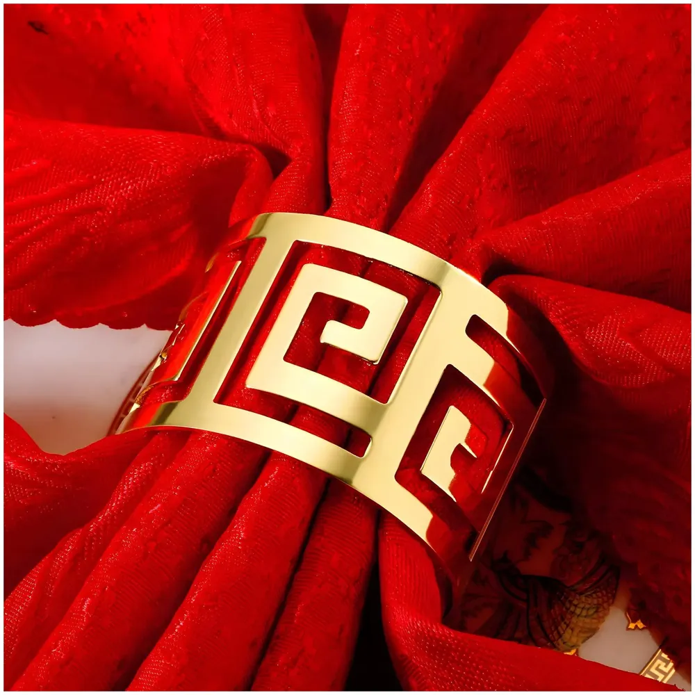 4 Pack Gold Napkin Rings, Hollow Out Metal Napkin Ring Set, Gold Napkin Holder Table Decorations, 1.77 inch Napkin Ring Buckles for Homes Restaurants Guest Wedding Party