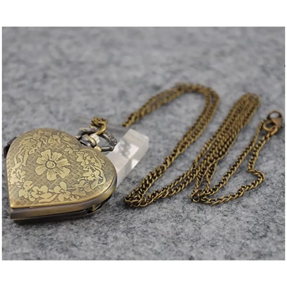 Heart Pocket Watch Classic Vintage Retro Owl Chain Pocket 2.5 Cms Diameter Pendent